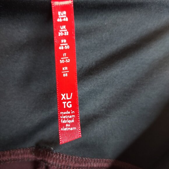 Spanx Leggings Women's XL Black w Purple Base Pull On Faux Leather Wide Waist - Picture 7 of 10